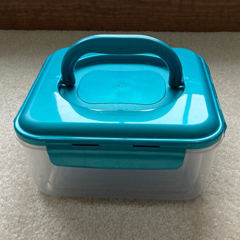 Lock & Lock Food Storage Containers with Airtight Lids - 12 Piece Set - Square